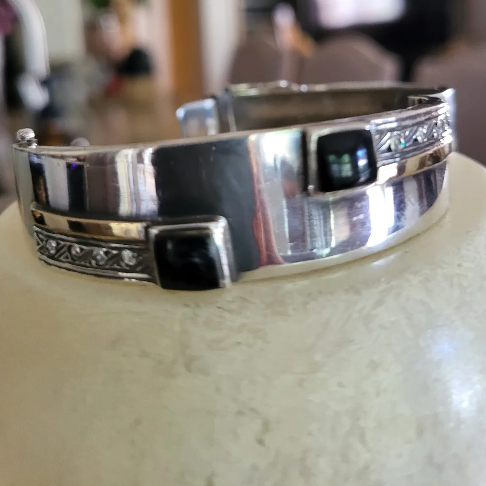 Handmade bracelet - Picture 3 of 6